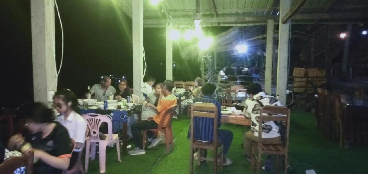Villa Mekong Guesthouse Muang Pakbèng エクステリア 写真