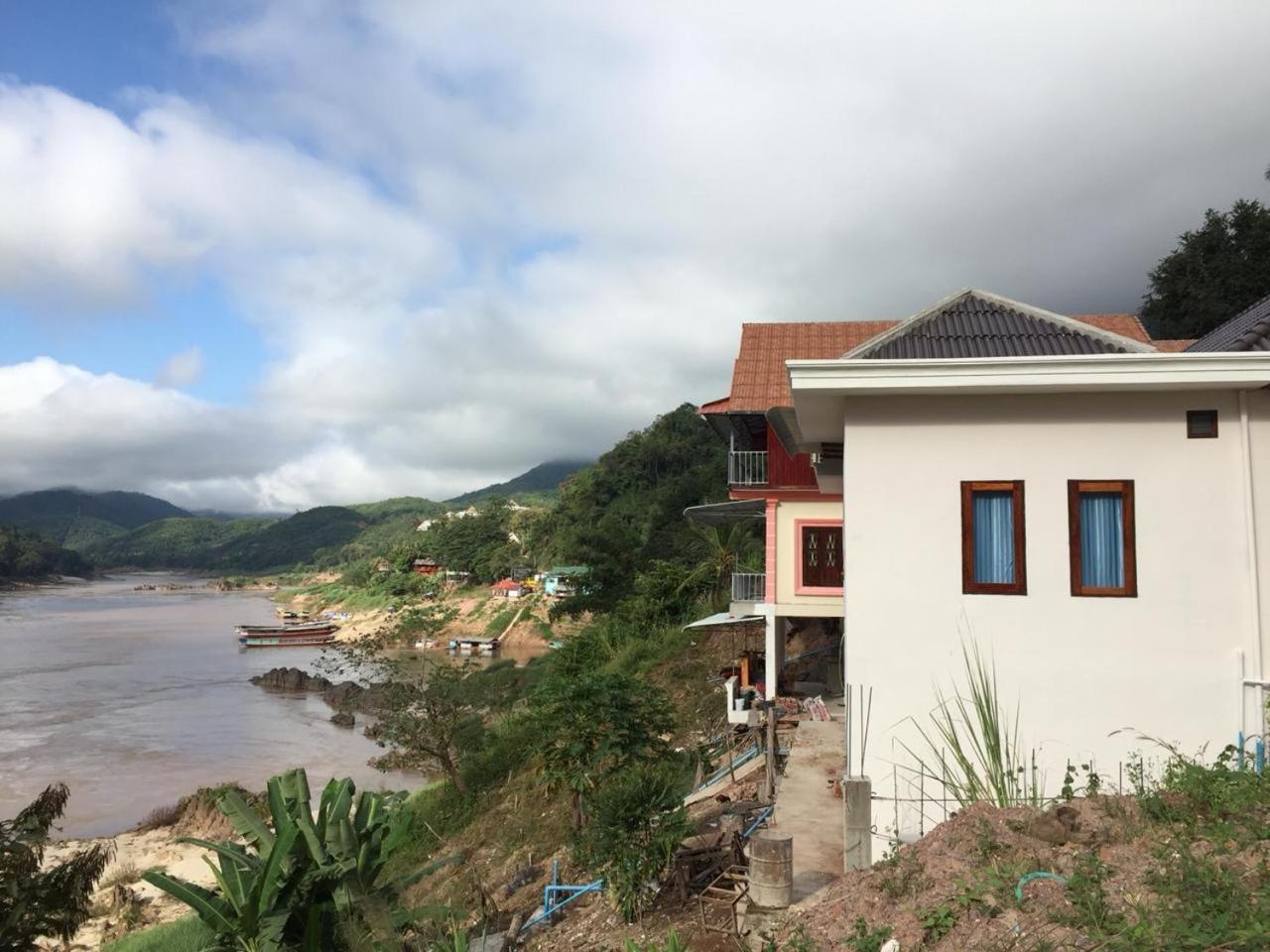 Villa Mekong Guesthouse Muang Pakbèng エクステリア 写真